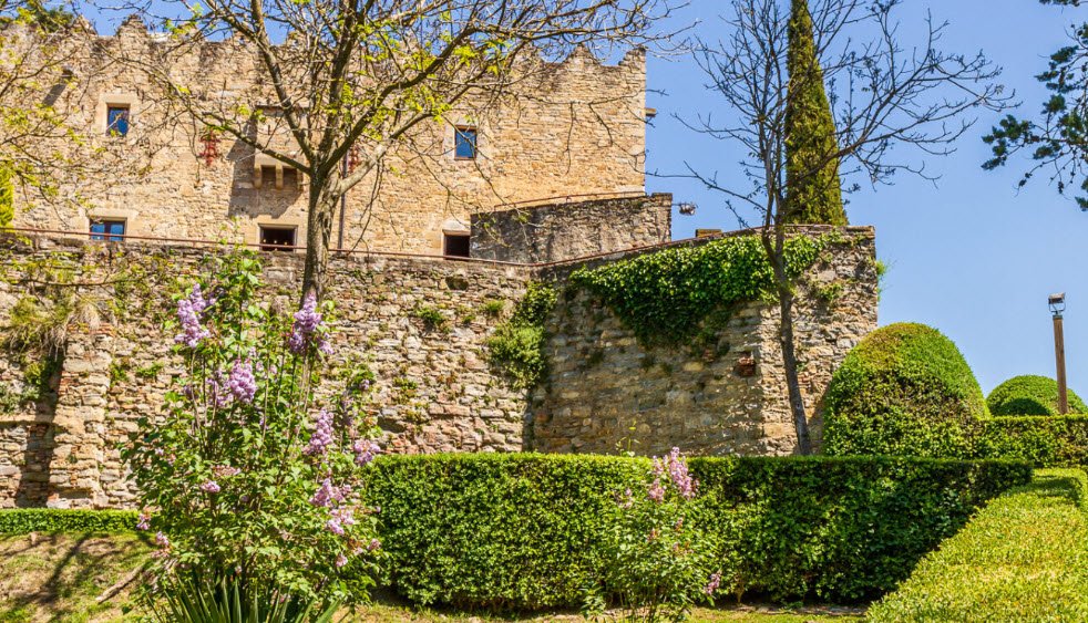 Castell de Montesquiu, Spain